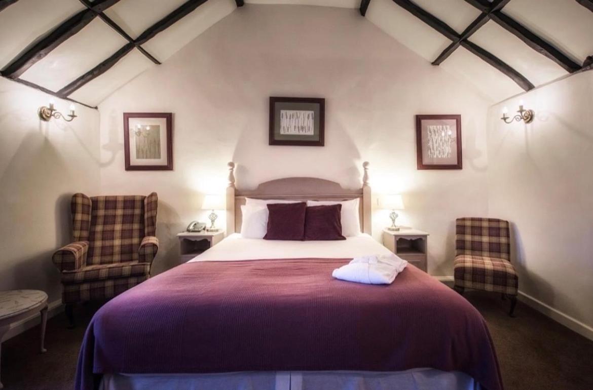 Bert'S Rooms At The Black Horse Inn Brighouse Zewnętrze zdjęcie