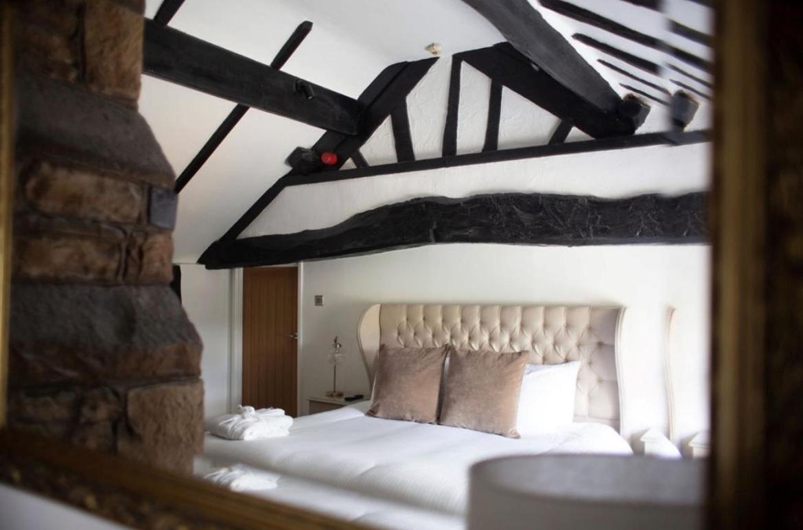 Bert'S Rooms At The Black Horse Inn Brighouse Zewnętrze zdjęcie